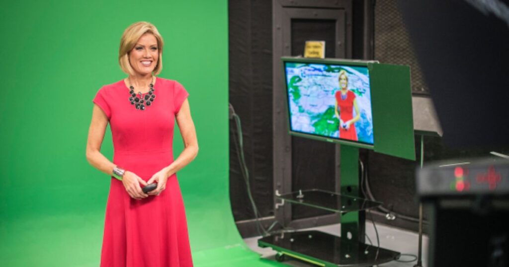 Cecily Tynan Age and Career Longevity